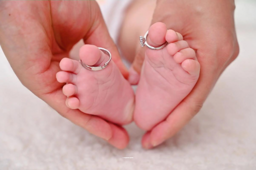 陕西怀孕肚子一边高一边低